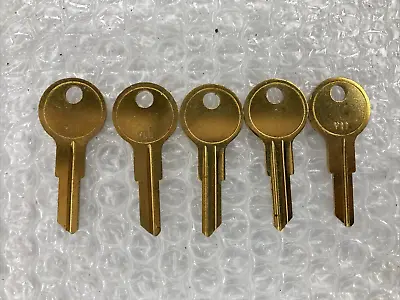 **lot Of Five Y11 Key Blanks Fits Yale Solid Brass Made In Usa  Blank#83** • $9.95