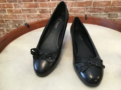 B Makowsky Utah Black Leather Bow Detail Classic Ballet Flats New • $24.95