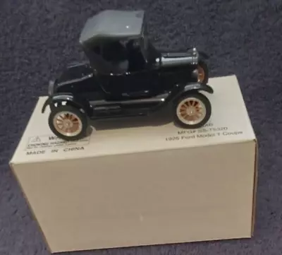 NATIONAL MOTOR MUSEUM MINT 1925 Ford Model T Coupe 1:32 Scale Model • $15