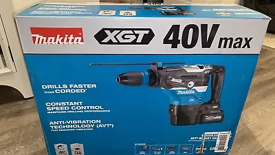 Makita GRH05M1 40V MAX XGT 1-9/16  Brushless Cordless AVT Rotary Hammer Kit • $595.99