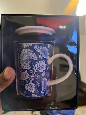 Vera Bradley Blue Lagoon Coffee Cup With Top • $15