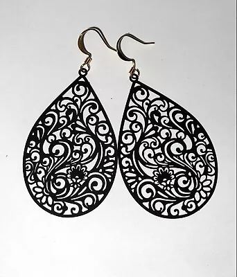 * SALE * FILIGREE INDIAN TRADITIONAL STYLE FLOWER EARRINGS * Gold Plated Hooks • $9