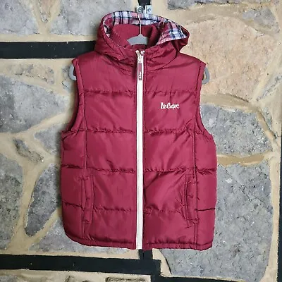 £25 • Buy Lee Cooper Quilted Burgundy Gilet Size 10