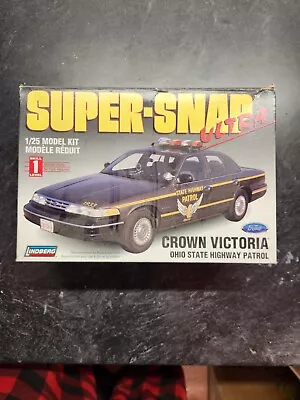 Lindberg Super Snap Ultra Model Crown Victoria Ohio State Hwy. Patrol 1/25 • $8.50