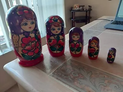 Vintage Russian Matryoshka Nesting Dolls 5 Pieces • $12.75