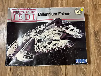 Star Wars Return Of The Jedi Millenium Falcon MPC Model Kit #8917 AMT ERTL 1989 • $79.99