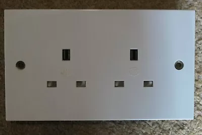 Vintage MK 13 Amp 240 V Double Un-switched Sockets Ivory About The 1980's • £11