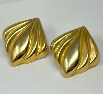 GORGEOUS Vintage Hollow Goldtone Art Deco-Style Post Earrings • $14