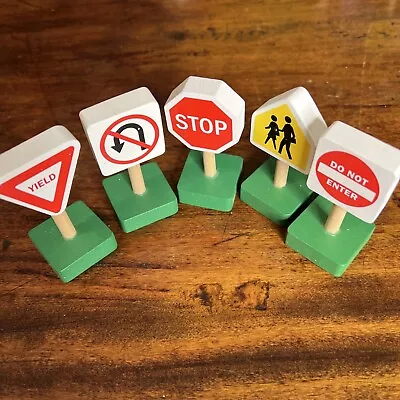 Melissa And Doug Replacement Parts Road Signs-Yield-No U Turn-Stop-School-DNE • $9.99