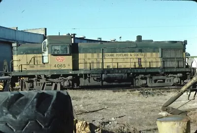 BN Burlington Northern Ex SP&S Alco RS3 Kodachrome Original Kodak Slide • $2.99