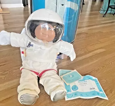 Vintage Cabbage Patch Astronaut In Box With Documents Poster And Flag - 1986 • $105