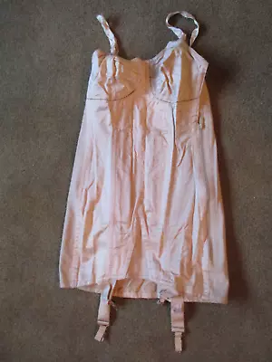 Vtg Full Soft Pink Charmode Corset / Girdle With Garters Size 35  Zipper & Hook • $20