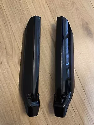 Sinnis Apache 125 Fork Leg Cover Shield Guard Left Right Pair Gloss Black • $50.52