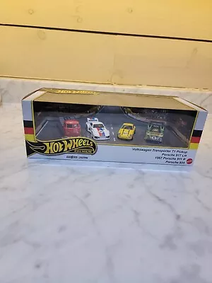 2024 Hot Wheels Premium Diorama Garage Box Set # German Racers -Vw T1 & Porsche • $50