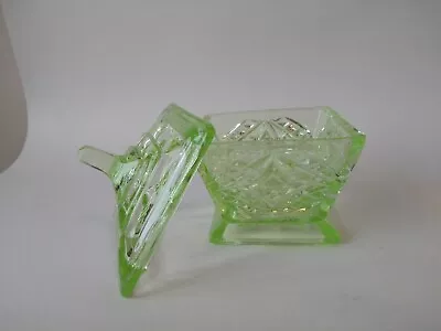 Small Uranium/Vaseline Glass Trinket Box With Lid - Dressing Table • £11.50