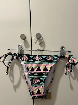 Quicksilver Bikini Bottoms • $20