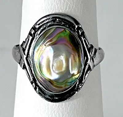 925 Sterling Silver And Baroque Abalong Ring Size 5 • $32