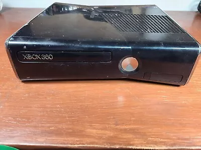 Xbox 360 S Black Console Only Model 1439 No Hard Drive PARTS ONLY Freezes/Loud • $17.59