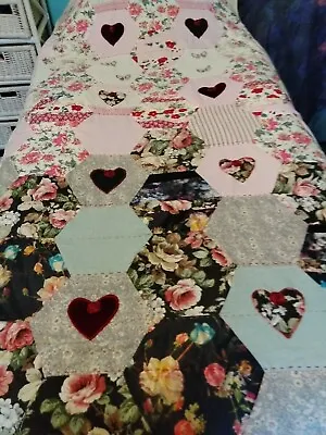 £65 • Buy Patchwork, Applique Quilt Handmade 215cm X  122cm Hearts And Hexagons 