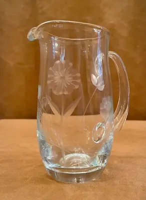 12 Oz Vintage Etched Floral Daisy Cut Glass Crystal Pitcher Carafe 5.5   Handle • $42.50