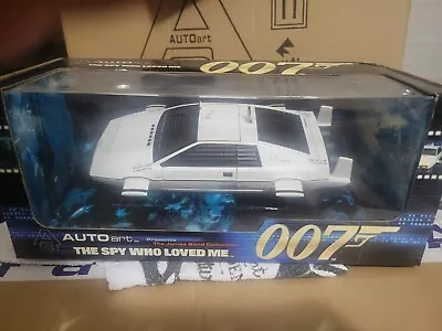 AUTOart James Bond 007 The Spy  1:18 Lotus Esprit Submarine 75306 Box Damage • $199.99