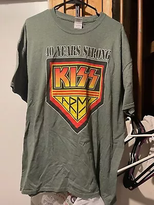 KISS Army 40 Years Strong Green Band T-shirt Rock American Size XXL 2014 • $20