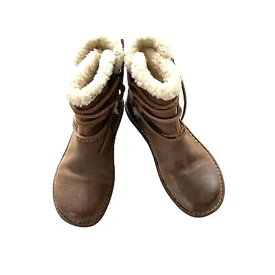 UGG Brown Leather/Sheep Skin Caspia Lace- Up  Boots Sz 6 • $85