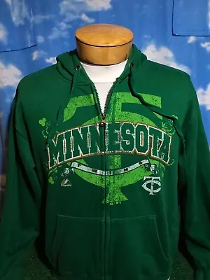 Minnesota Twins Hoodie Hooded Medium Irish St. Patrick’s Day Sweatshirt  9 S7 • $18.21