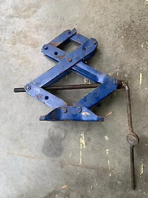 1987- 1993 Ford Mustang   SCISSOR JACK   Blue  OEM • $19.99