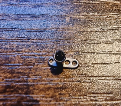 £5 • Buy Titanium With Black Crystal Microdermal Attachment 1.2 Mm Thread 3 Mm Diameter 