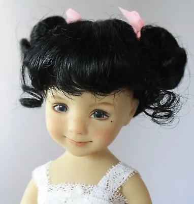  Kitty  Wig By Monique Sizes 7-8 & 8-9 • $16.50