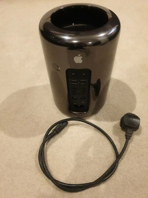 £895 • Buy Apple Mac Pro 6,1 (Late 2013) 12-Core 2.7Ghz RAM 64Gb SSD 2TB D500