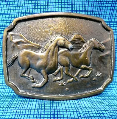 Mustangs Belt Buckle Cowboy Horses Stallions Western Cowgirl Vtg 80s     .XTT217 • $19.98