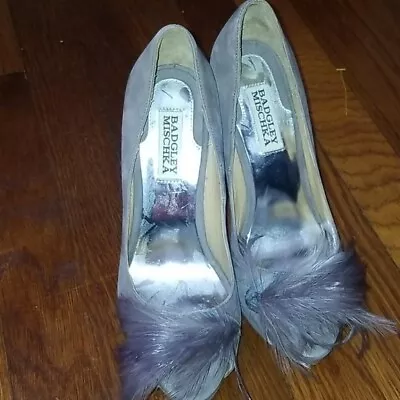 $45 • Buy BADGLEY MISCHKA Ginnie Pumps •7• Feather Peep Toe Evening Shoes Taupe Heels