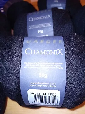 Chamonix Jaeger Black - 10 Balls • £45