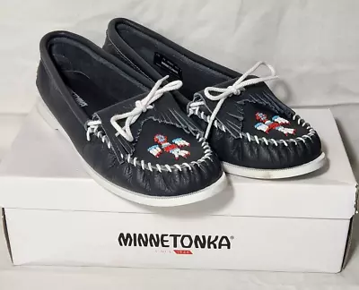 Women's MINNETONKA Thunderbird Boat Moc Moccasin Navy Blue Smooth Size 11 New • $35.96