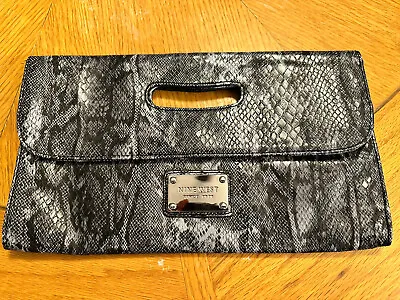 Nine West Cut-Out Handle Clutch Bag Purse Faux Snake Skin Envelope Pockets • $10
