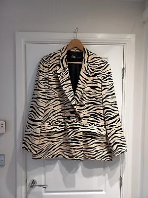 Zara Black Beige Zebra Animal Print Blazer Jacket Size XL 16 18 Uk • £45