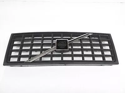 1990 Volvo 740 Front Upper Grille Assembly - Black  1369619 • $123.60