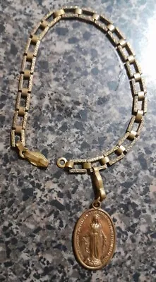 Vintage Catholic Blessed Virgin Mary Miraculous Medal Bracelet  • $20