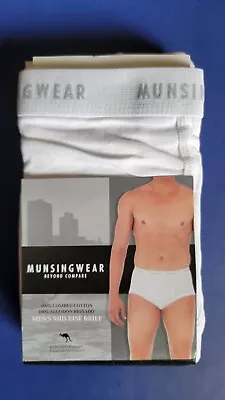 Vtg White MUNSIGNWEAR 3 PACK MENS Kangaroo Pouch Briefs Underwear 34 • $18