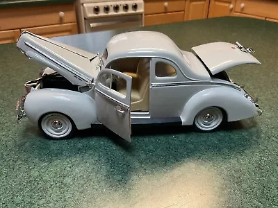 1/18 Motor Max 1940 Ford  Sedan White  #73108 • $29.99