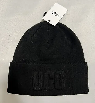 UGG Women's 3D Graphic Logo Beanie  . One Size . • $20