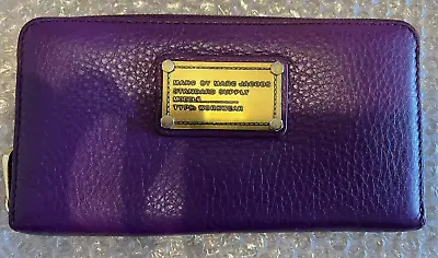 MARC JACOBS Pebbled Leather Purple Zip Around Wallet  • $80