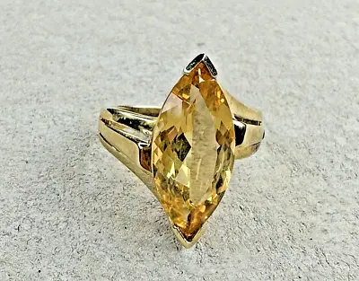 Vintage 10k Yellow Gold Citrine Ring Size 6.5 • $225