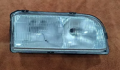 🔥VOLVO 850 OEM Inner Right Passenger Side Headlight Lamp RH For 94-97  • $20.99