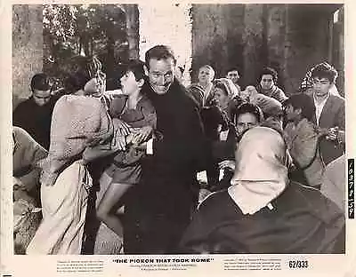  The Pigeon That Took Rome  Charlton Heston & Elsa Martinelli 1962 Movie Still  • $19.95