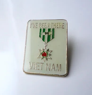 ZPs  U.S. United States Military Pin Badge Vietnam Veteran Commemorative  • £4.99