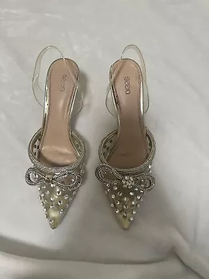 $25 • Buy Women’s Gold And Rhinestone Pump Zara Heel Dupe