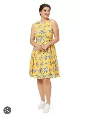 Review Dress Womens Size 10 Feeling Flirty Fit & Flare Yellow Floral Cotton • $50